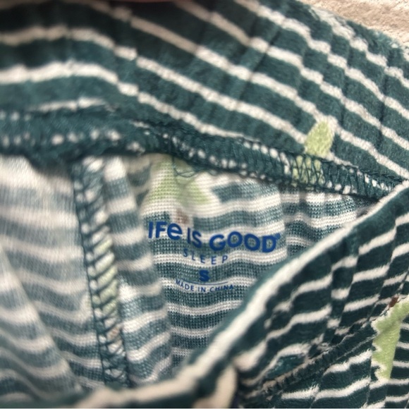 Life is Good Soft Christmas Green Stripe and Tree Print Pajama Joggers NWOT S - Picture 3 of 5